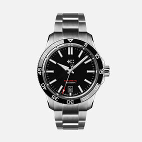 Christopher Ward C60 Trident Pro 300 40mm