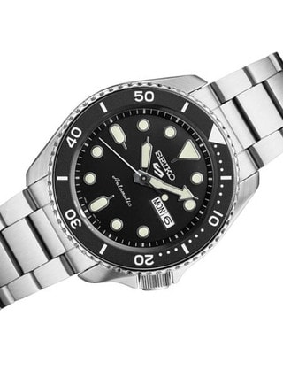 Seiko 5 Sports