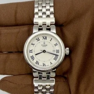 Tudor Clair de Rose